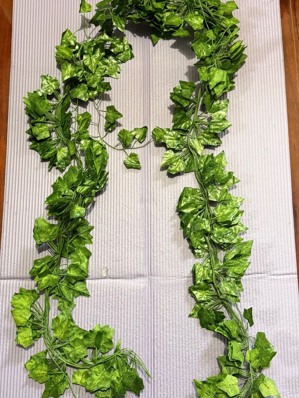 Amazon Artificial Ivy Garland - Bright Green Faux Vines Opened 8Count